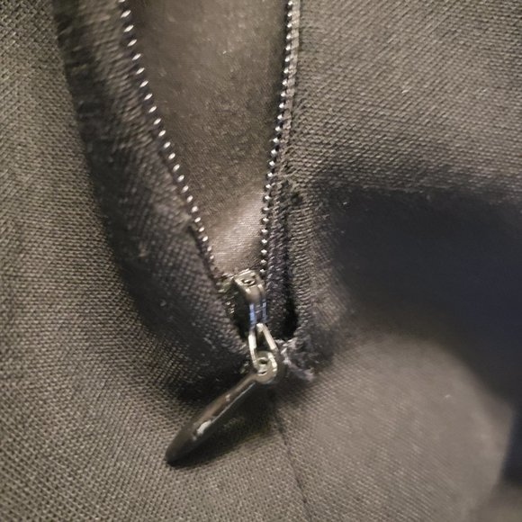 Le Chateau Black Stretch Pencil Skirt  Midi Length Belted Accent- Size 3/4 - Picture 10 of 11